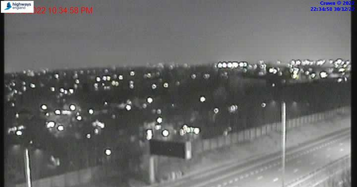 M60 closed in both directions at AshtonunderLyne Tameside Correspondent