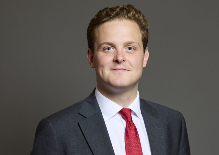 Oliver Ryan MP in his official portrait for Parliament